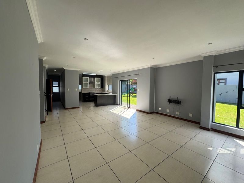 Modern 4-Bedroom Family Home with Staff Quarters in Midstream Hill - Photo 9