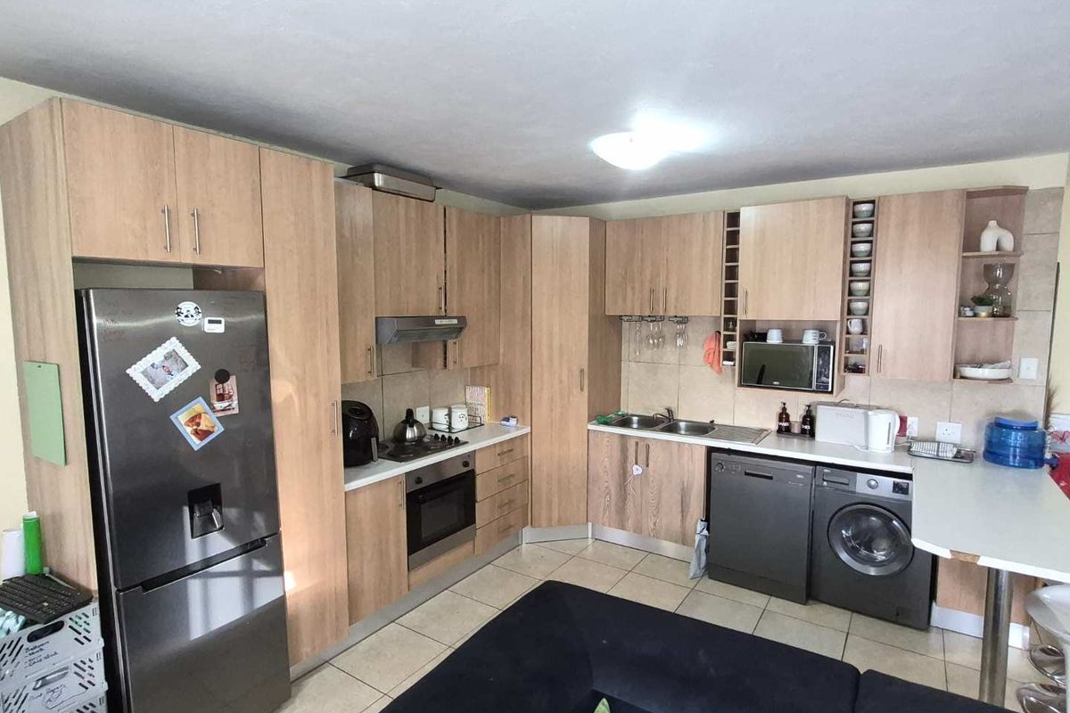 2 BEDROOM APARTMENT TO RENT IN NORKEM PARK. - Photo 3