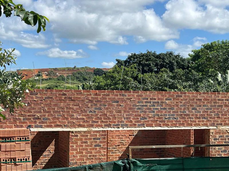 An incredible investment opportunity for a discerning buyer to complete the home to their taste while benefiting from an excellent price point - Photo 6