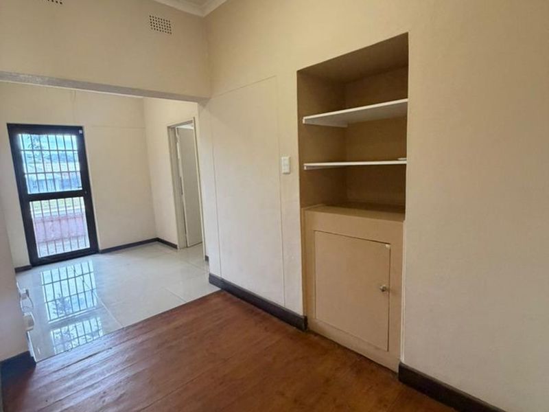 Office Space To Let - Photo 9