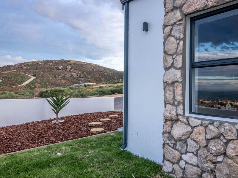 Stylish 3-Bedroom Coastal Home for Sale in St Helena Views Estate, St Helena Bay - Photo 5