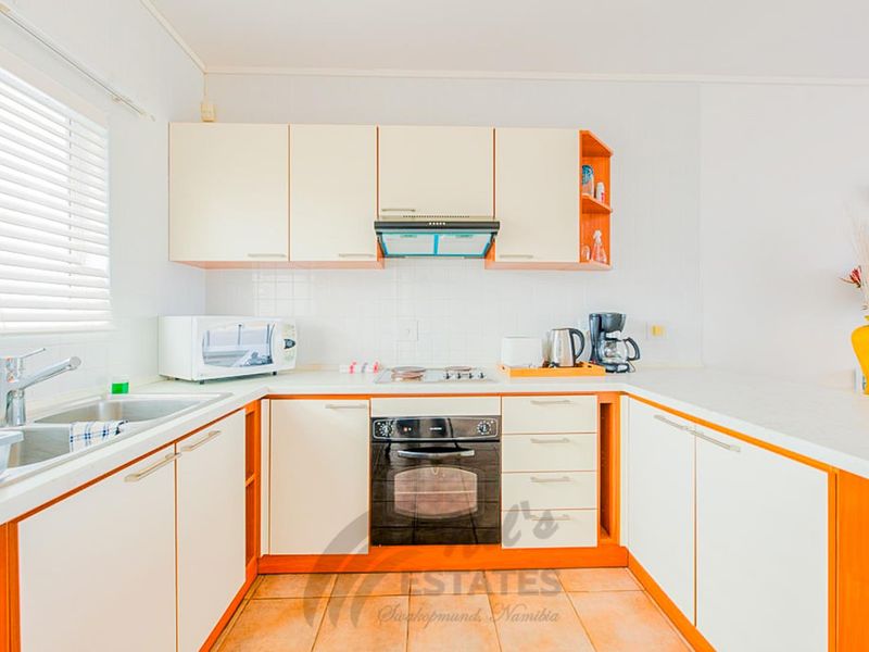 Furnished Apartment to Rent in Vogelstrand, Swakopmund - Photo 3