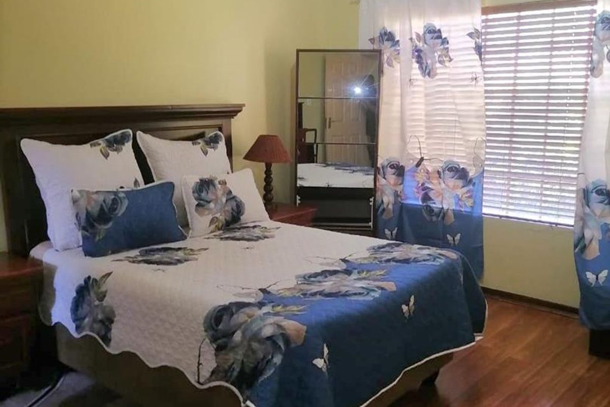 Townhouse for Sale in Randburg - Photo 5