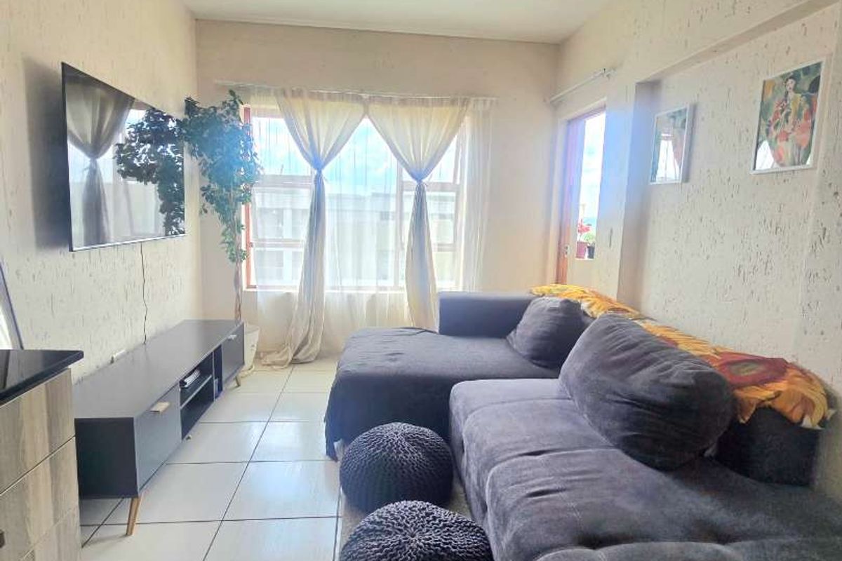 2 bed, 1 bath apartment for sale in Paulshof, Midrand. - Photo 5