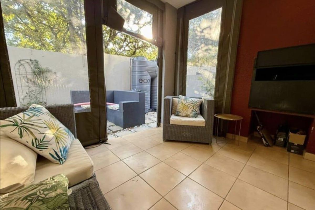 3 Bedroom House For Sale - Photo 5