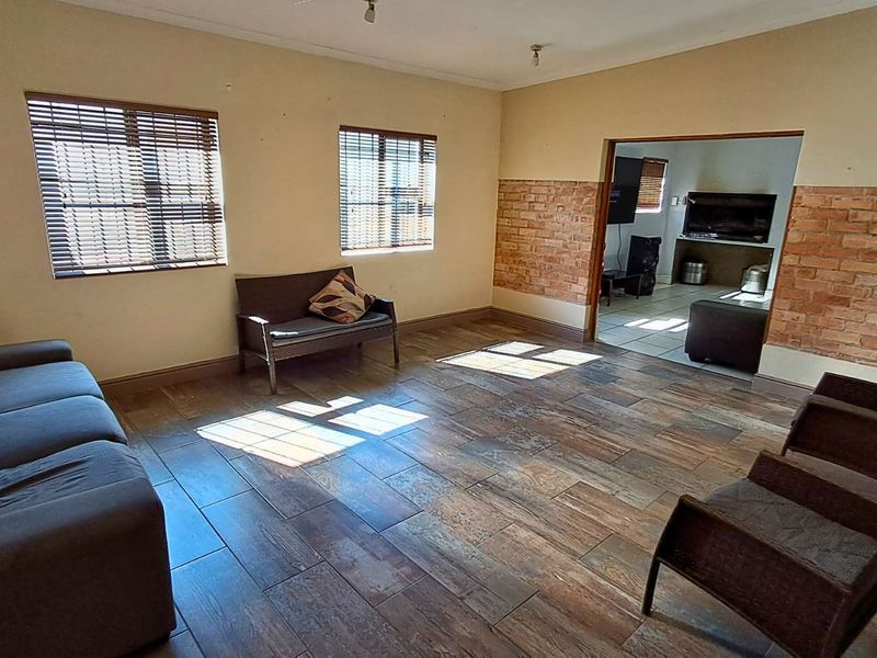 A Home that is Elegant, Functional and Inviting - Photo 7
