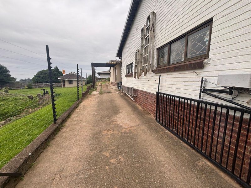 1 Bedroom Apartment to Rent in Hatton Estates - Photo 2