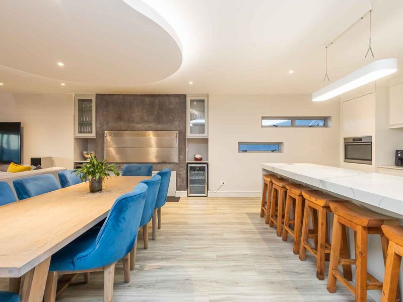 Elevated Luxury with Breathtaking Langebaan Lagoon Views - Photo 6