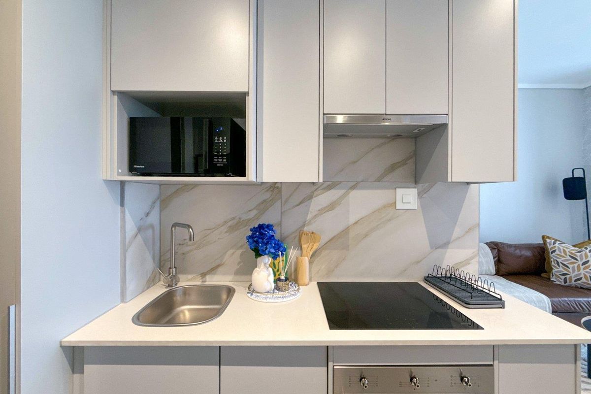 Executive 1-Bedroom Suite at The Capital Trilogy, Menlyn Maine - Photo 5