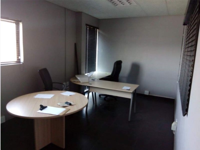 Warehouse in Northern Industrial - Photo 2