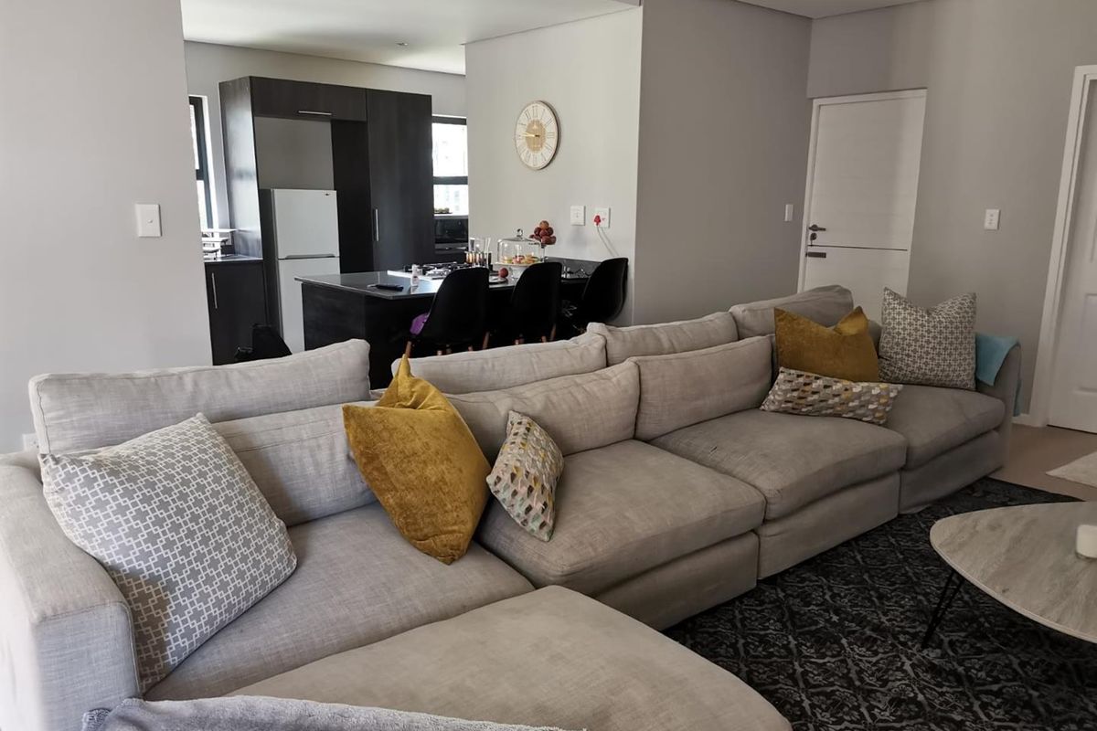 3 Bedroom Townhouse in Prestondale available 1 June 2026 - Photo 3