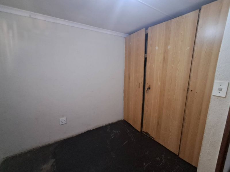 3 Bedroom House  Not To Be Missed - Photo 8