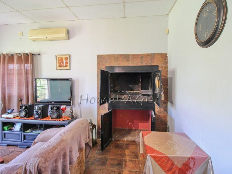 Otjiwarongo :  Entertainers Home For Sale - Photo 9