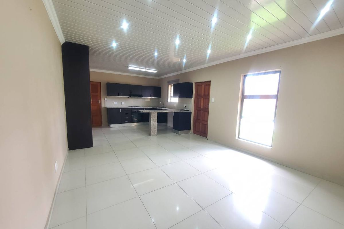 Modern elegance dream home awaits  in Groblers Park - Photo 5