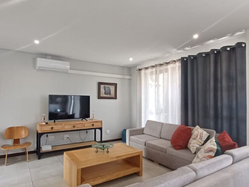 Fully Furnished 3 Bed Townhouse Available Soonest – N$33 000.00 pm Slightly negotiable ! - Photo 10