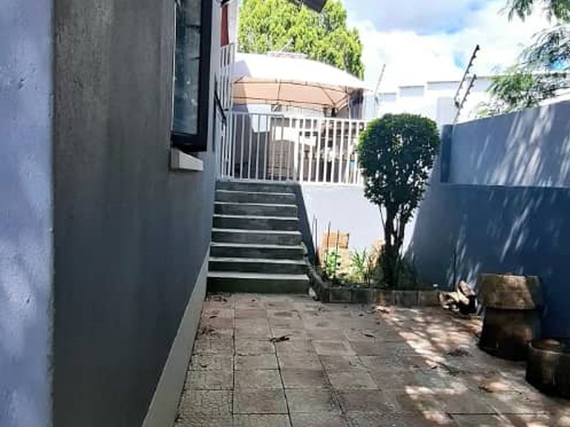 LOVELY FREESTANDING HOUSE IN KLEINE KUPPE - Photo 6