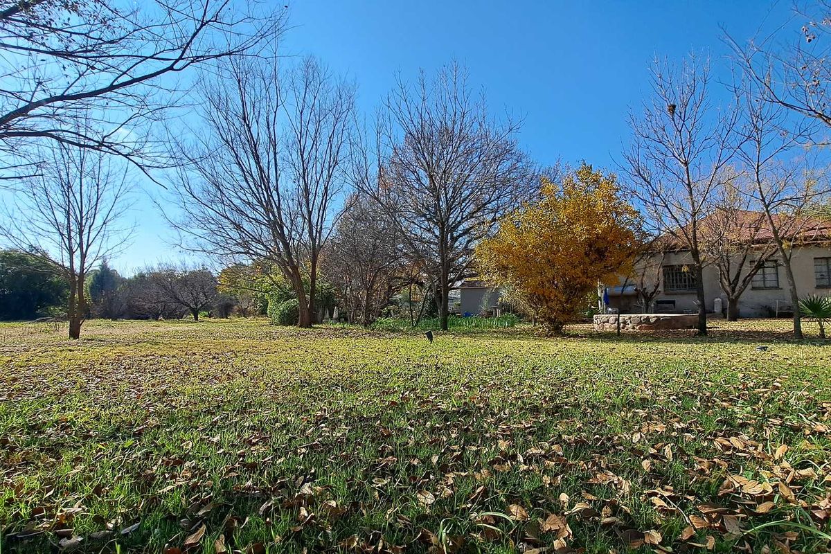 . "Escape to Edenburg: Your Peaceful Oasis Awaits" - Photo 3