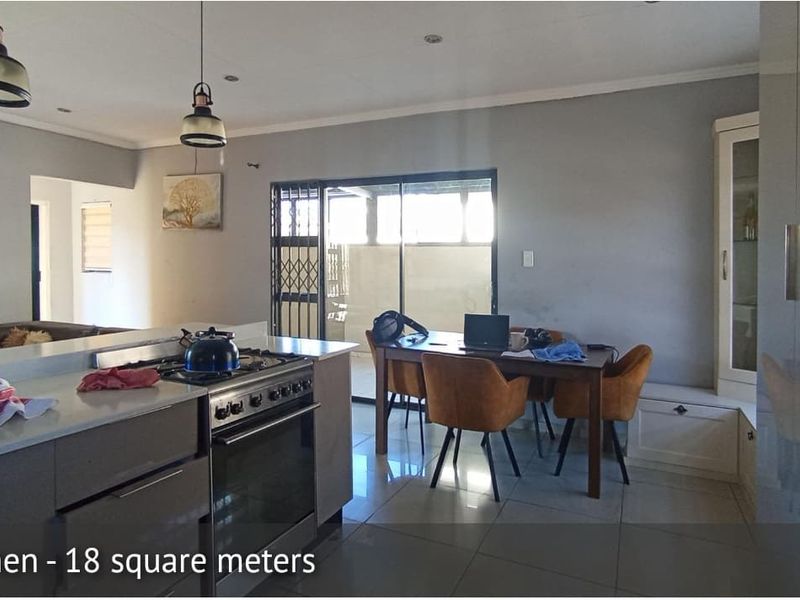 Three bedroom house for sale in Amandasig - Photo 6