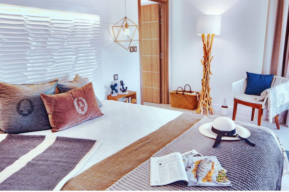 SPACIOUS VILLA WITH EXCLUSIVE BEACH CLUB ACCESS. - Photo 3