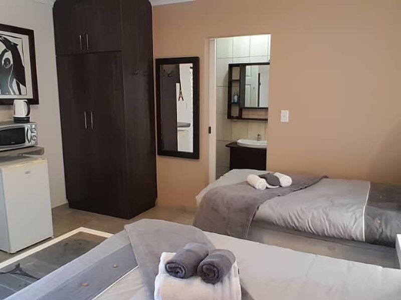 Swakopmund Guest House & Main House &  Flats For Sale - Photo 4