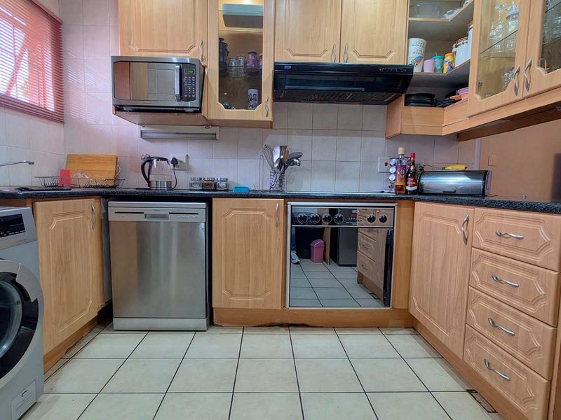 2 Bedroom Townhouse in Meyersdal - Photo 7