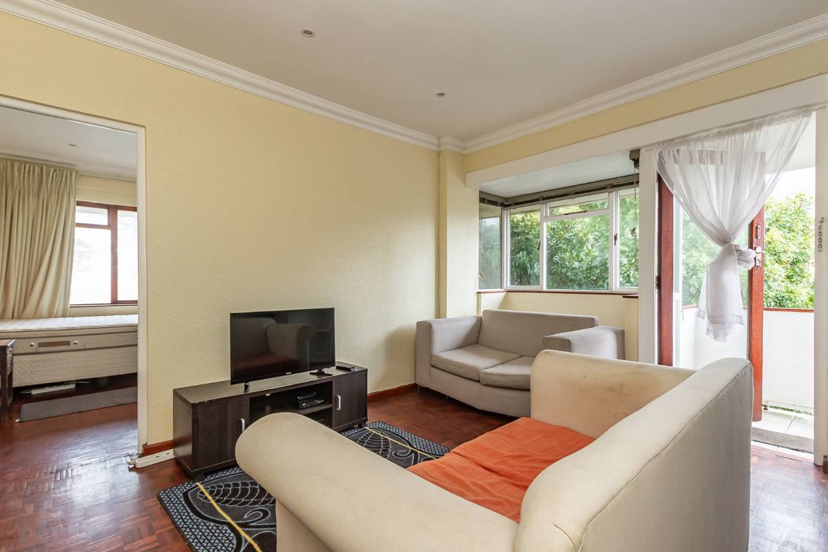 2 Bedroom Apartment in Rosebank - R1,595m - Photo 3