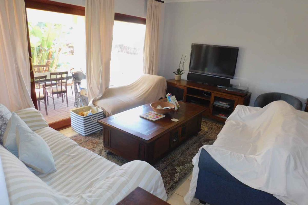 3 Bedroom freehold cluster for sale in Douglasdale - Photo 5