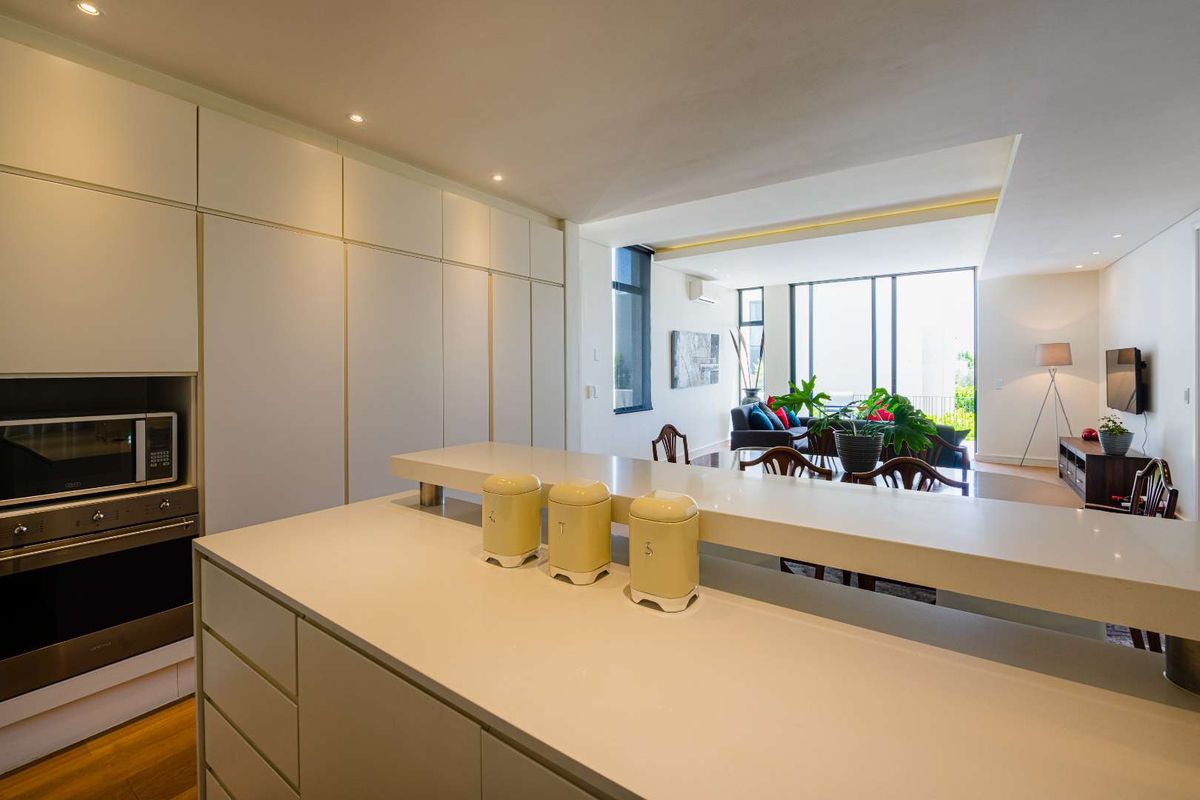 Luxury two-bedroom Polo Village apartment available to rent on Val de Vie Estate - Photo 3
