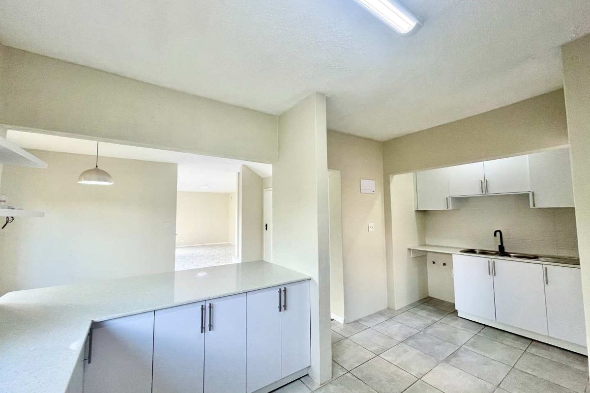 Hendra - Renovated, Income-Ready & Surrounded by Nature in Glen Hills - Photo 4