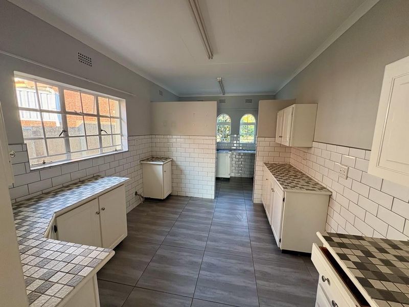 4 bedroom house for sale in vryheid - Photo 4
