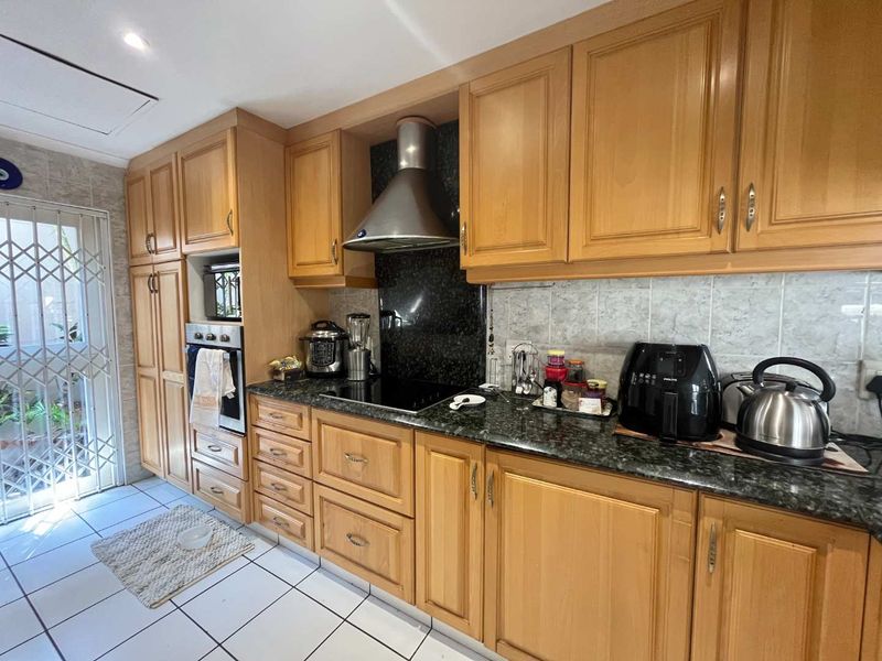 Hendra : 3-Bedroom Simplex | Safe, Central – An Umgeni Park Gem! - Photo 4