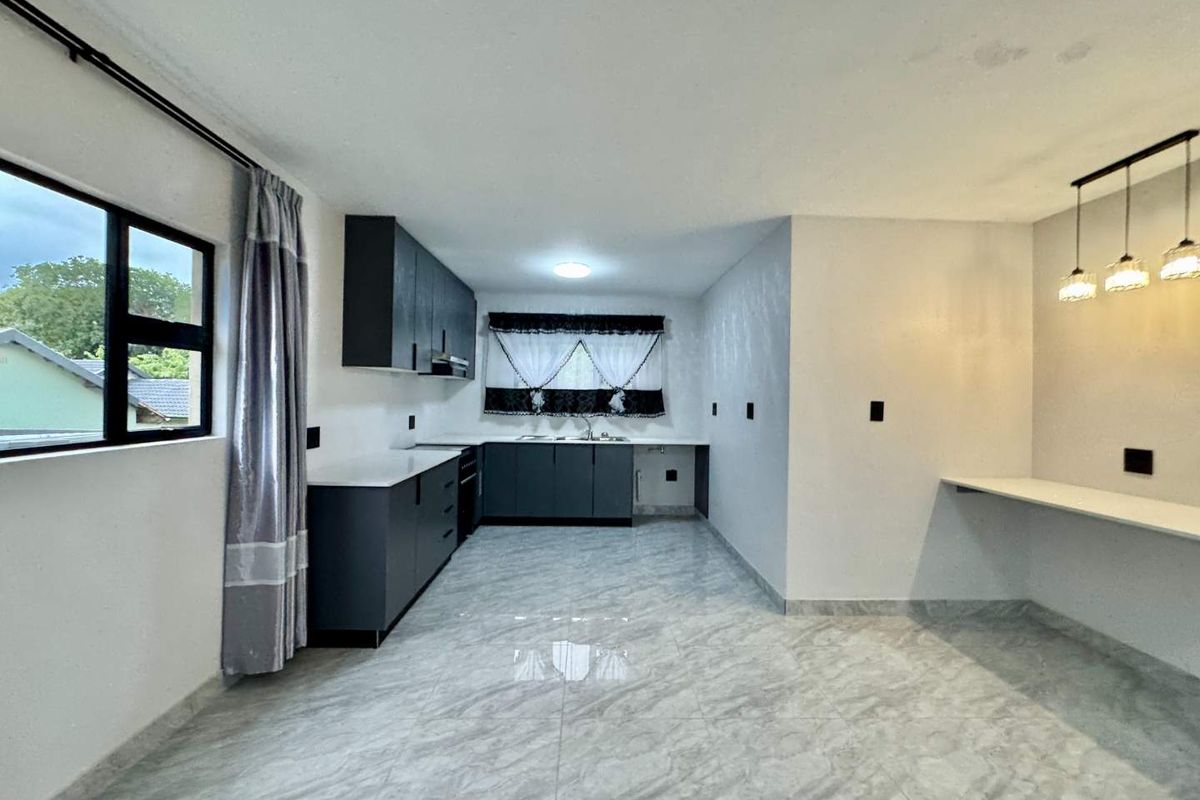 Hendra Estates - Stunning Apartment to rent in Mount Moreland - Photo 3