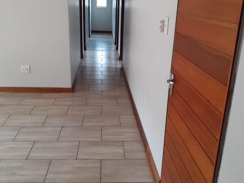 Investment property for sale in kempton park - Photo 10