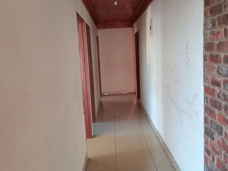 FOR SALE | 3-Bedroom Home with additional Outside Building in Imbali, Pietermaritzburg - Photo 10