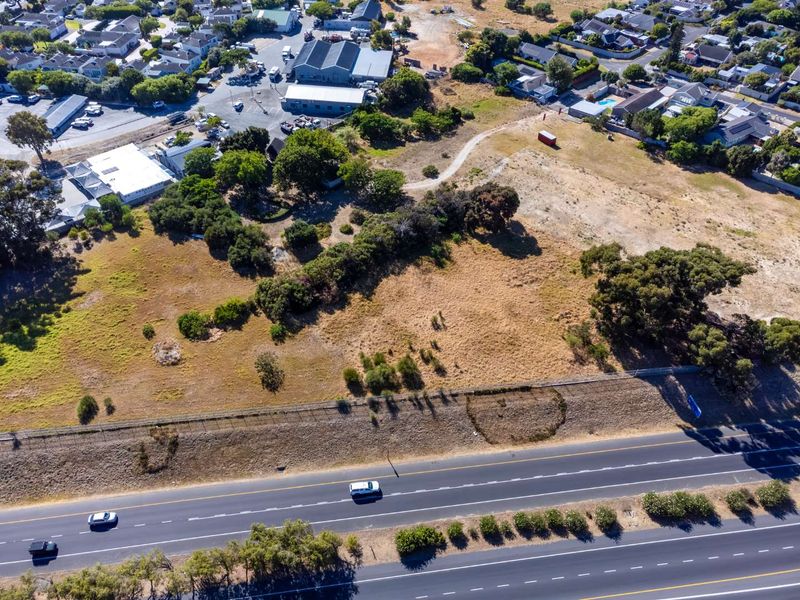 A Rare Opportunity to secure Prime Land in Constantia. - Photo 5