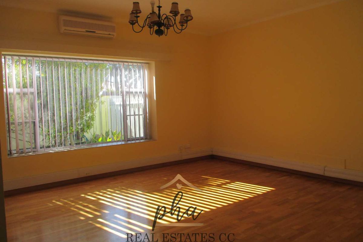 Endless Possibilities Await – Spacious Property in the Heart of Swakopmund - Photo 3
