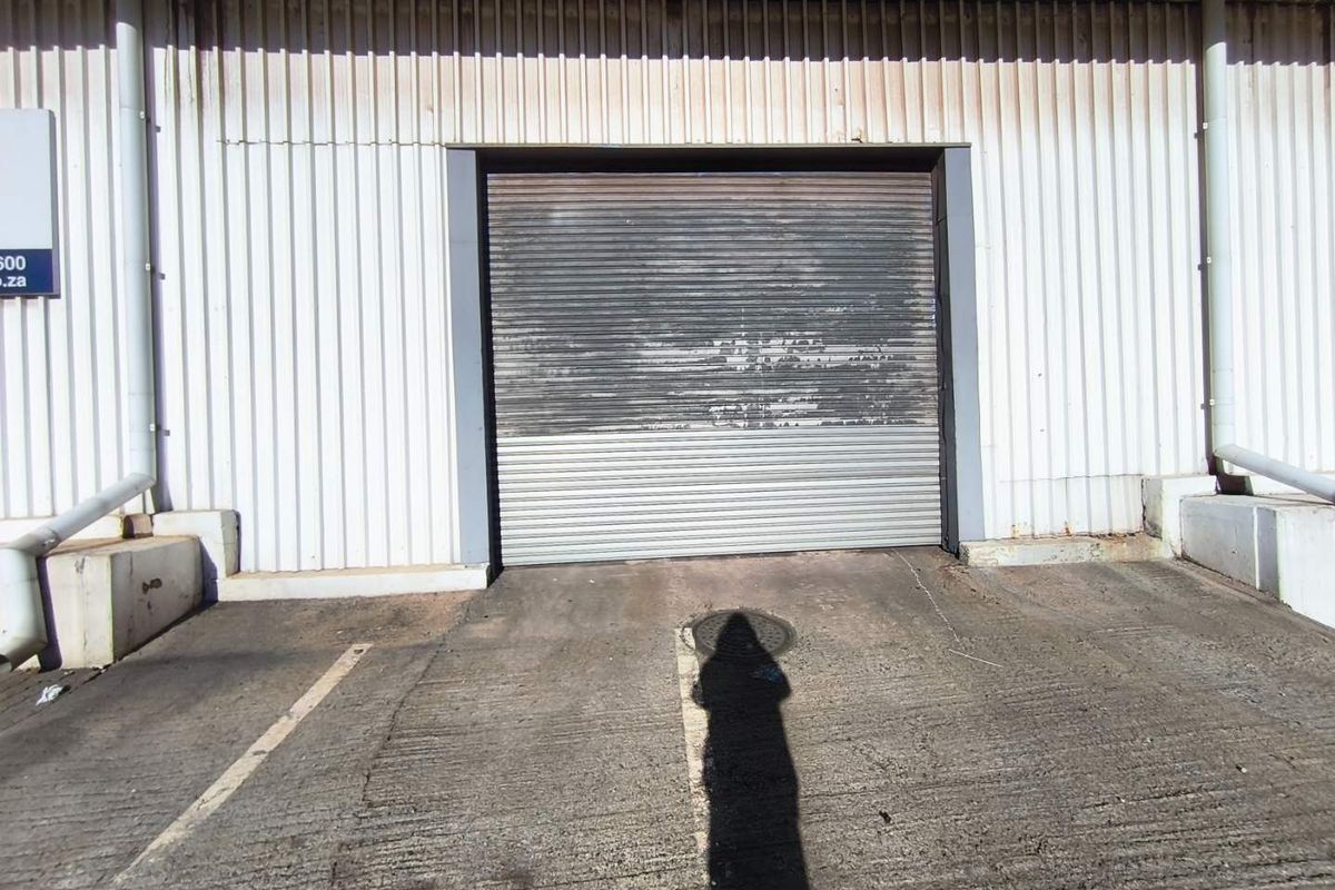 8,232m2 Warehouse To Let in Heriotdale - Photo 3