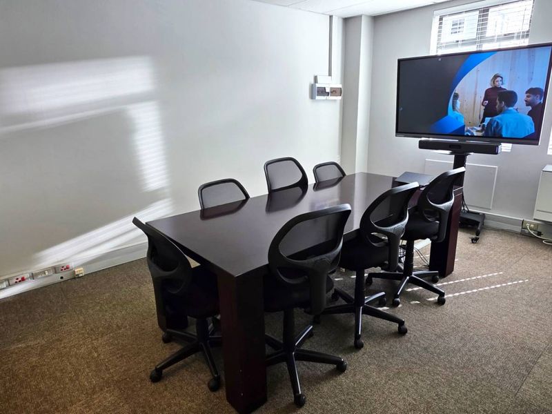 First Floor Office in Secure Complex - Photo 4