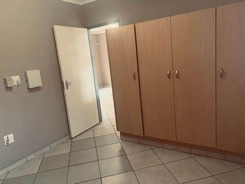 Aparment for Sale - Otjomuise 2 - Photo 4