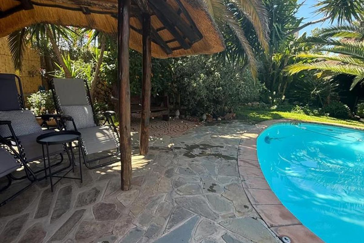 BEAUTIFUL BED AND BREAKFAST FOR SALE SUIDERHOF - Photo 3