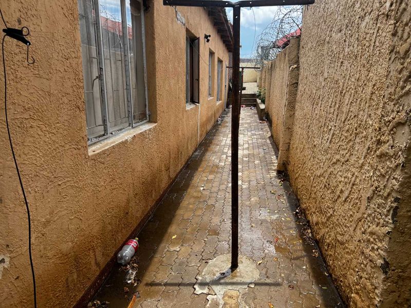 Price drastically reduced - Photo 6