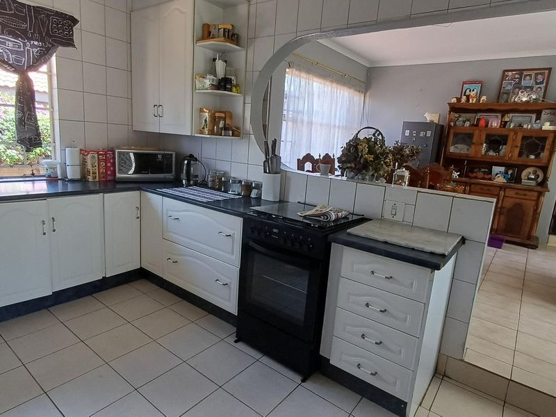 Excellent Position - Photo 5