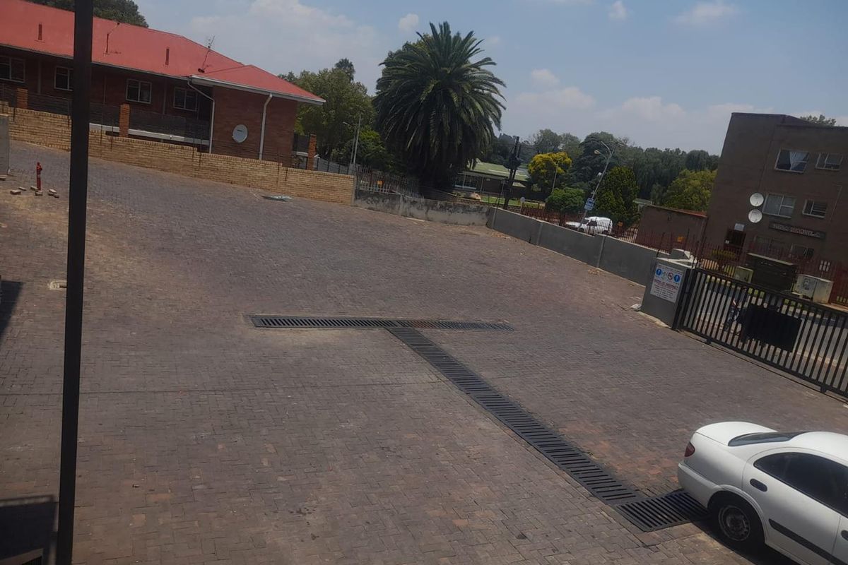 1 Bedroom Apartment for sale in Florida Heights CASH ONLY - Photo 5