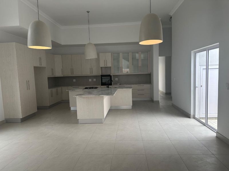 Waterfront Swakopmund Family Home - Photo 3