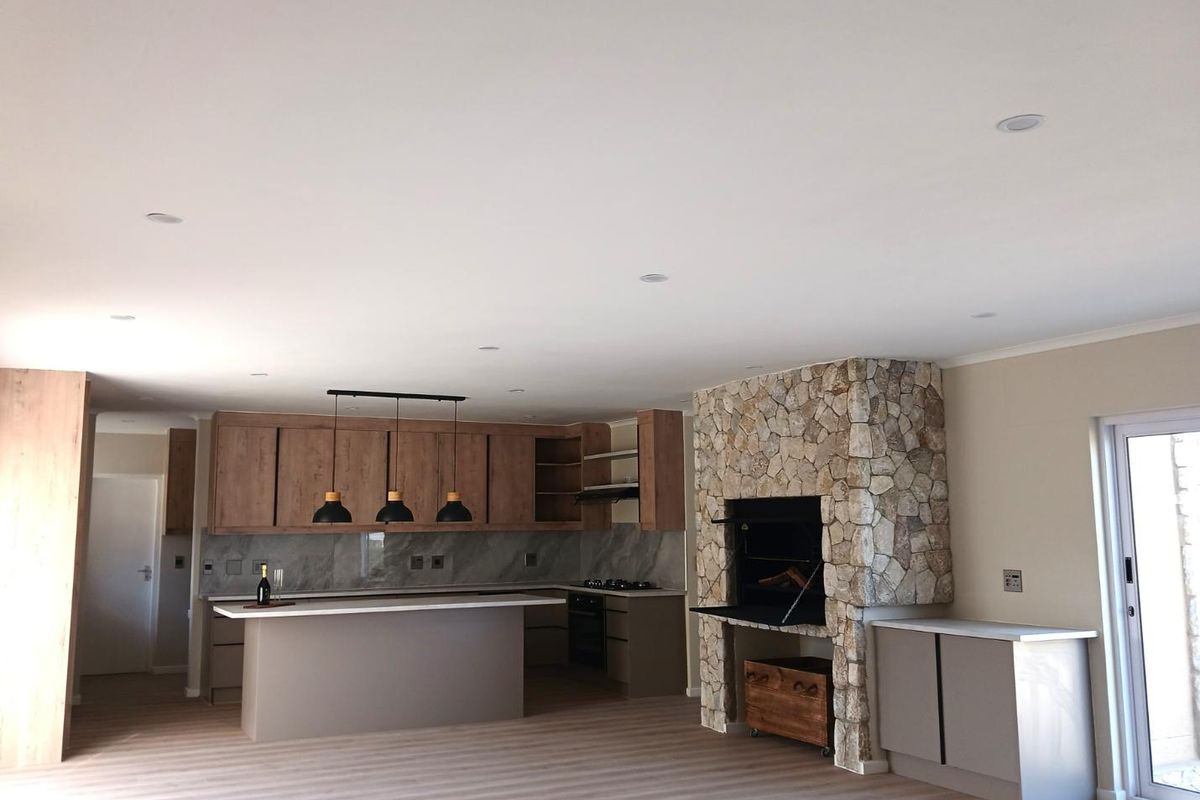 New Family Home - Photo 2