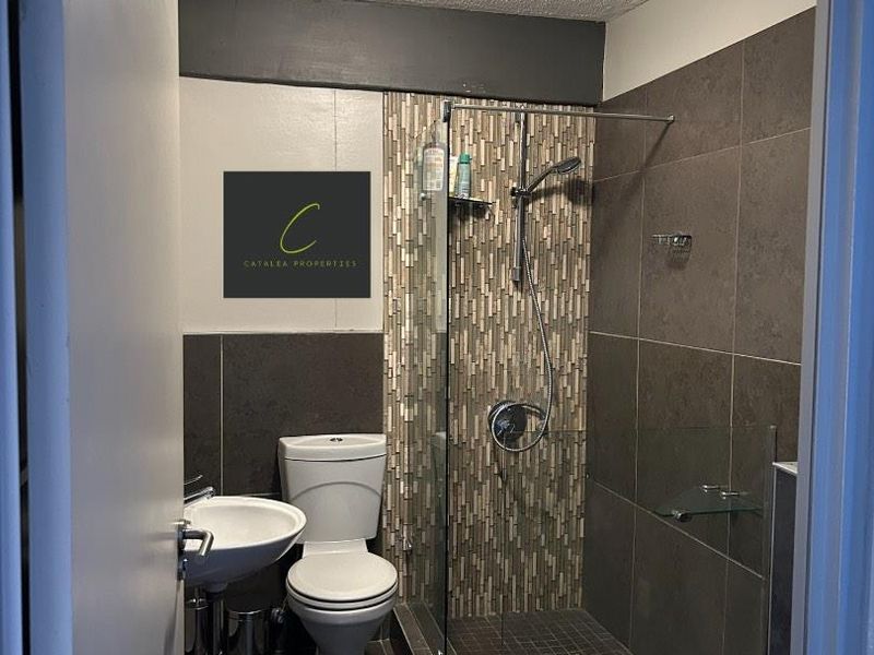 2 bedroom apartment for sale - Photo 8