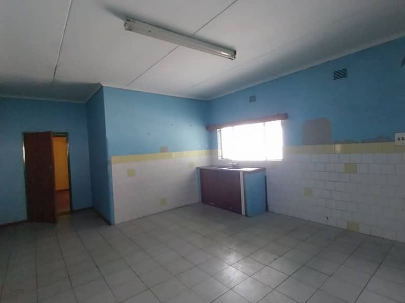 Okahandja - 3 Bedroom House For Sale - Photo 10