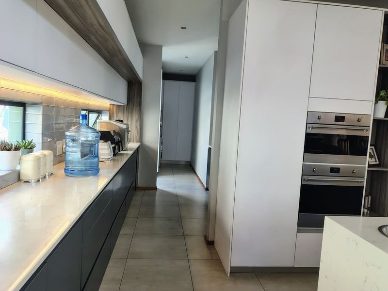 Modern House for Sale in Glen Marais Kempton Park - Photo 5