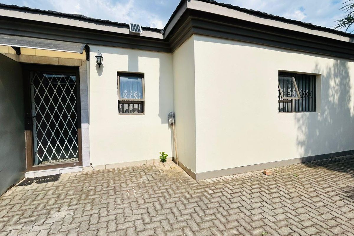 12 bedrooms house for sale in Capital Park - Photo 4