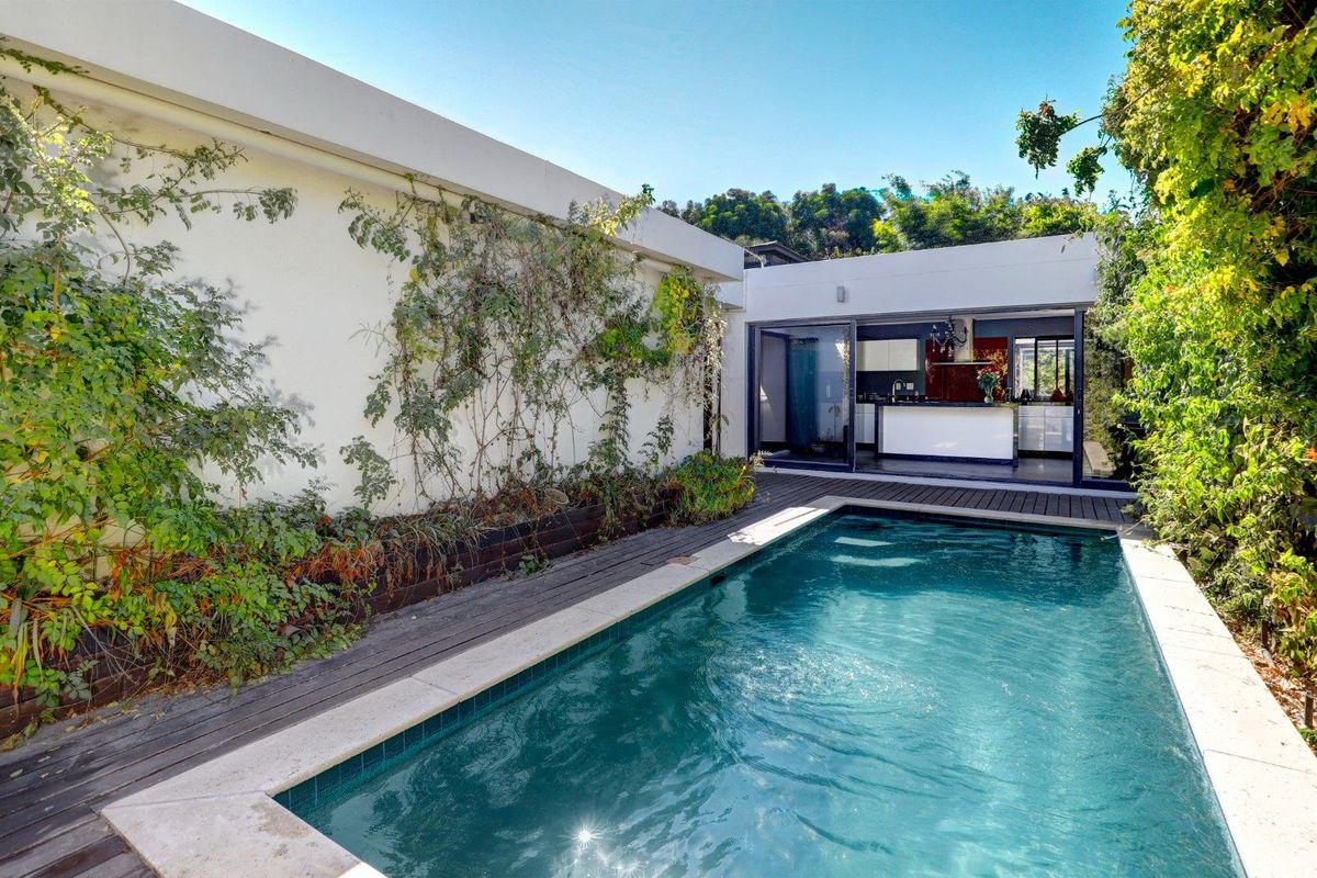 Elegant and spacious family home in Welgemoed - Photo 5